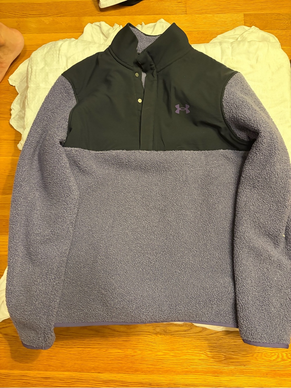 Under Armour Men’s Lavender Fleece Pullover with Black Yoke